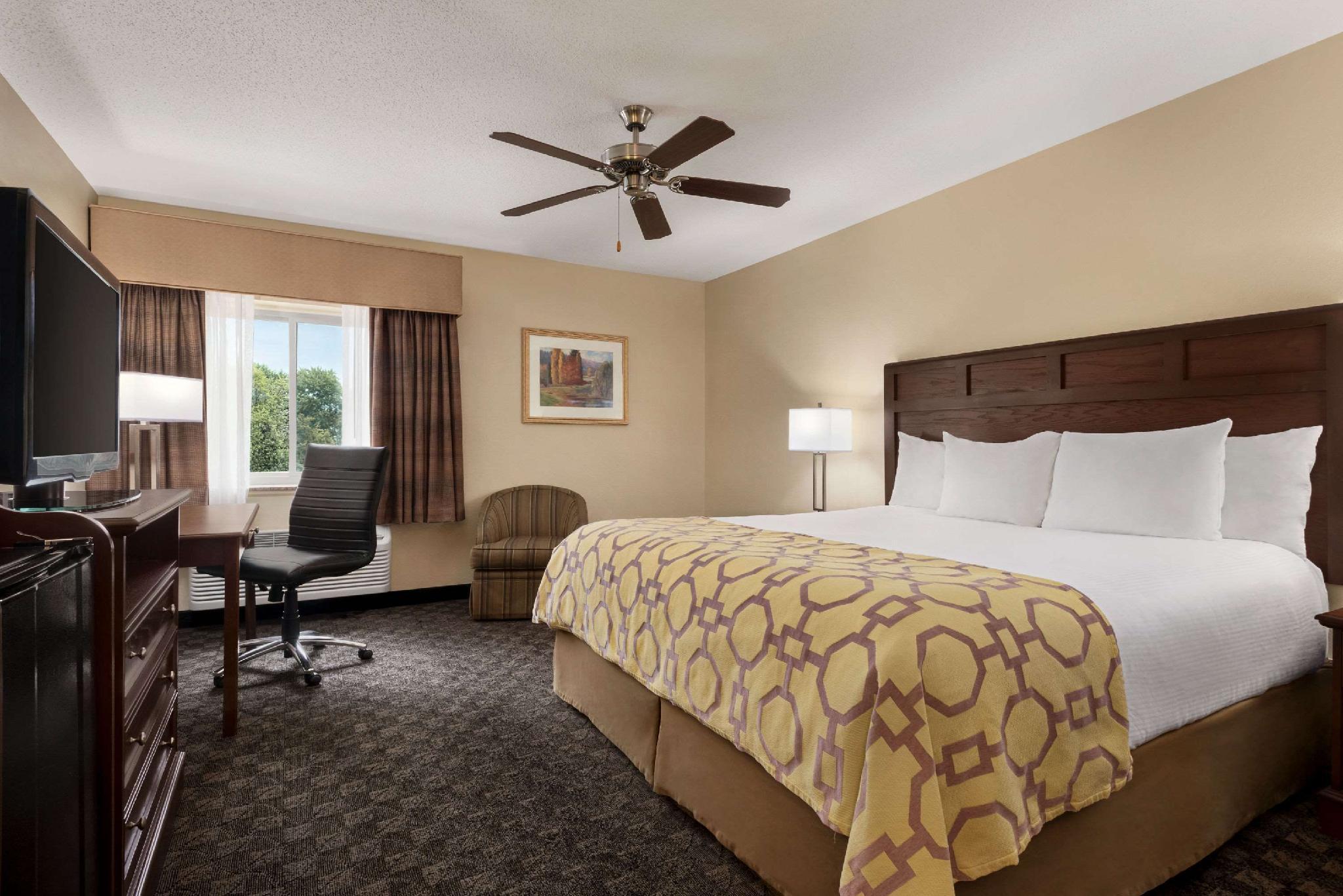 Baymont By Wyndham Mt. Pleasant Hotel Mount Pleasant Kültér fotó